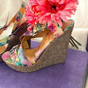 Twice the Fun - Wedge Floral Sparkle Sandle Sz. 9